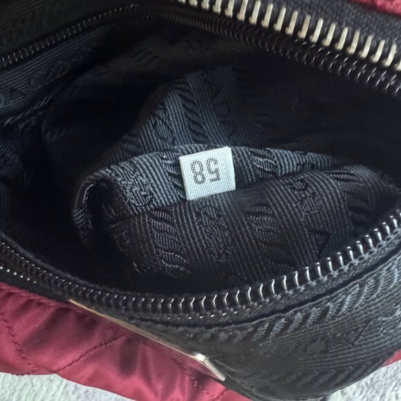 Vintage Prada Nylon Quilted Shoulder/Tote - Picture 10 of 16